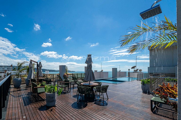 402 - Flat com café da manhã a 120m da praia