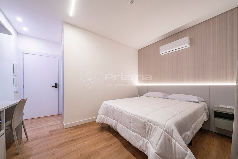 407 - Ótima Suíte em Localização Incrível – Praia de Bombinh