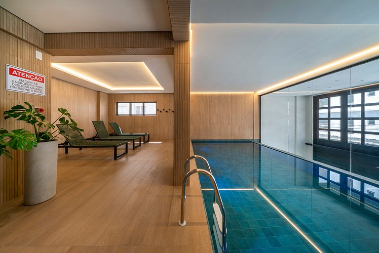 309 - Ótima Suíte em Excelente Localização– Praia de Bombinh