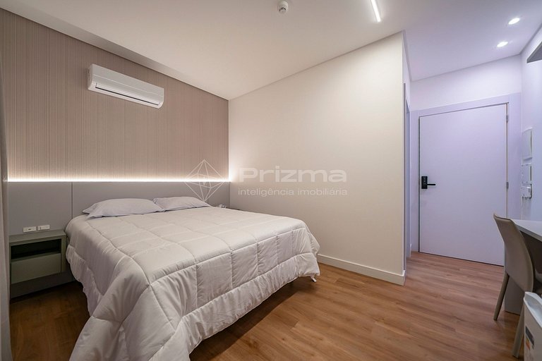 308 - Suíte Elegante em Localização Incrível – Praia de Bomb