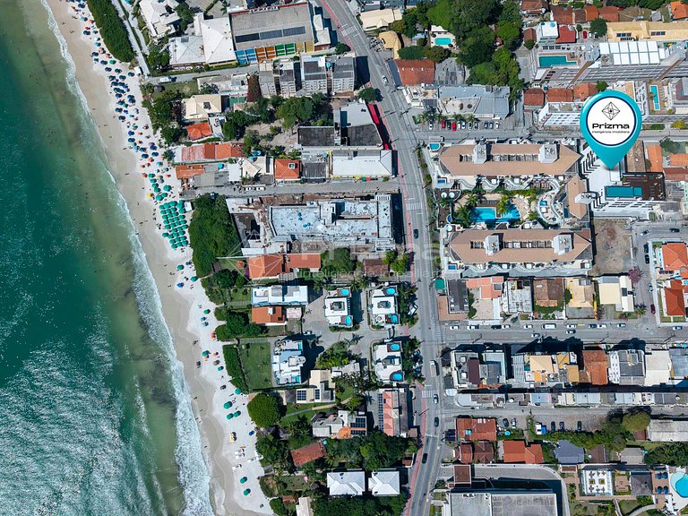 402 - Flat com café da manhã a 120m da praia