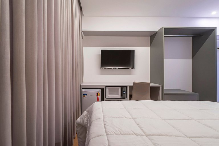 303 - Suíte a 120 metros da praia de Bombinhas