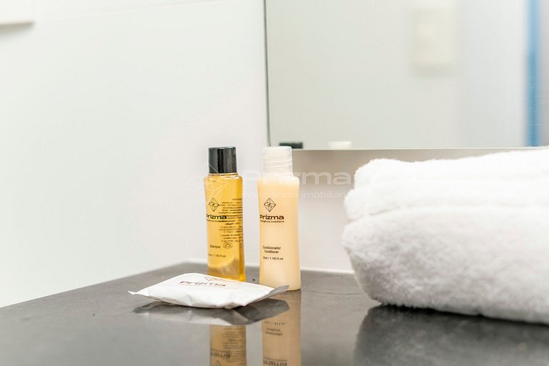 306 - Ótima suíte em Excelente Localização- Praia de Bombinh