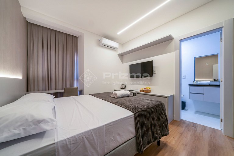 306 - Ótima suíte em Excelente Localização- Praia de Bombinh