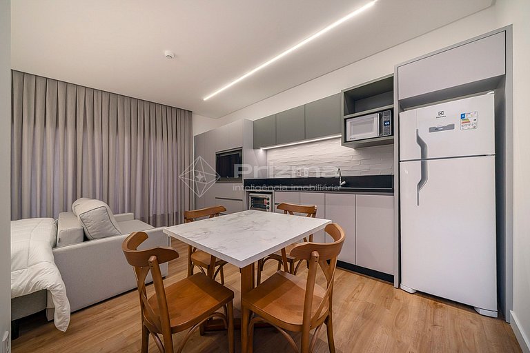 313 - Flat Moderno e Bem Localizado a 120 metros da praia de