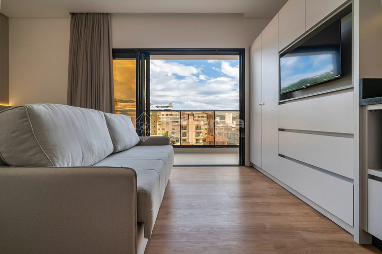 313 - Flat Moderno e Bem Localizado a 120 metros da praia de