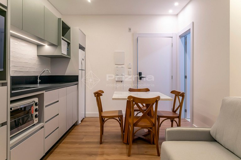 313 - Flat Moderno e Bem Localizado a 120 metros da praia de