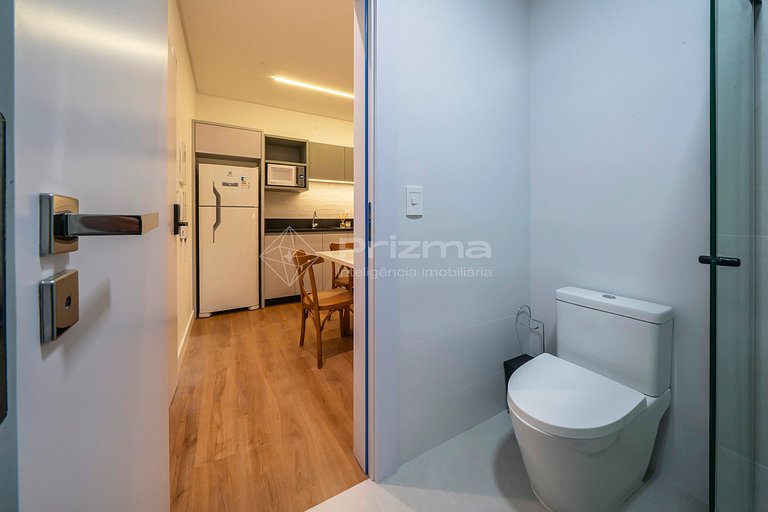 314 - Flat Moderno e Bem Localizado a 120 metros da praia de