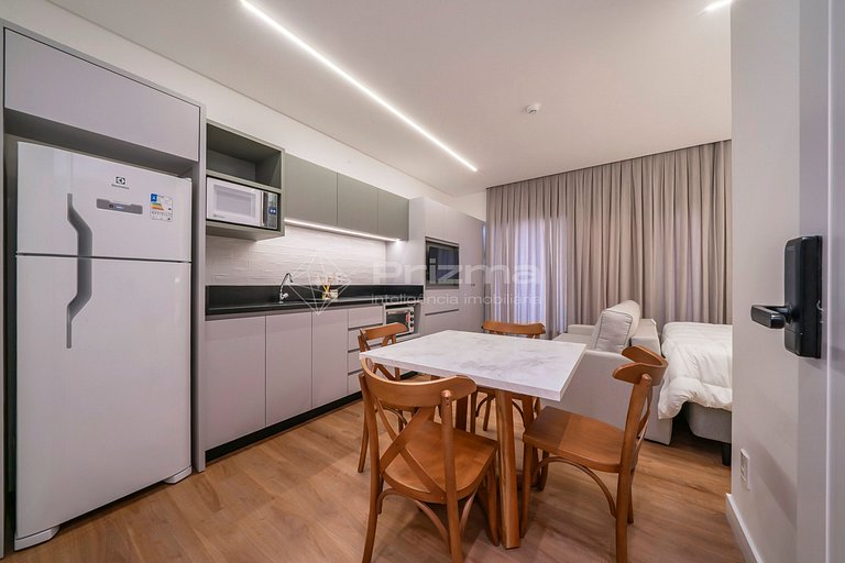 314 - Flat com café da manhã a 120m da praia