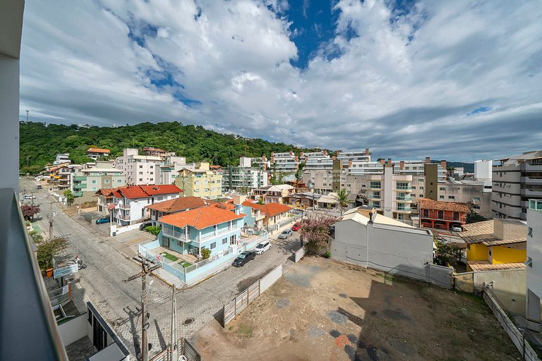 314 - Flat Moderno e Bem Localizado a 120 metros da praia de