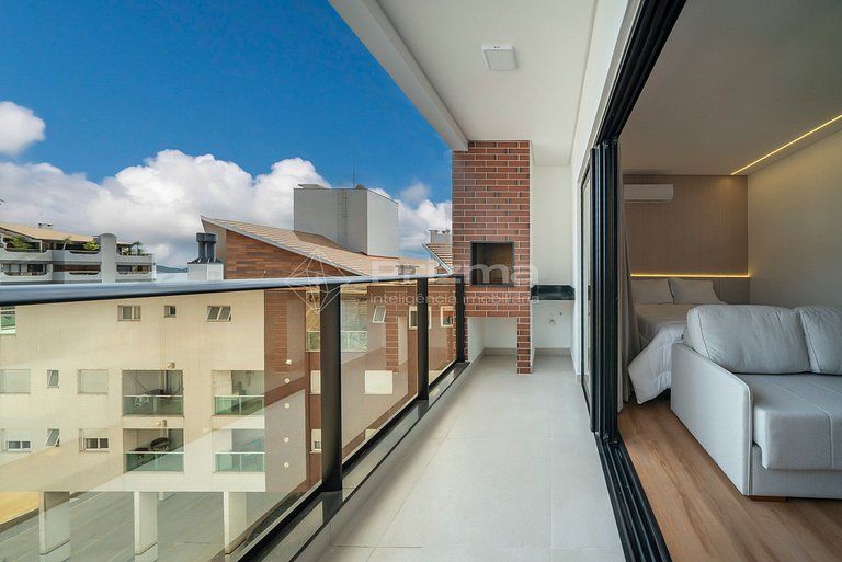 314 - Flat com café da manhã a 120m da praia