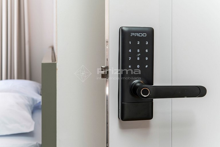 515 - Flat Moderno e Bem Localizado a 120 metros da praia de