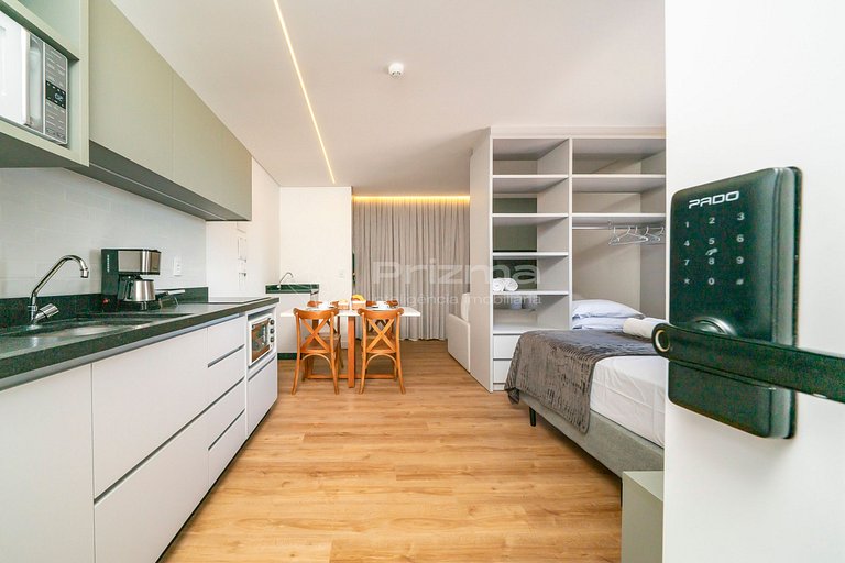 515 - Flat Moderno e Bem Localizado a 120 metros da praia de