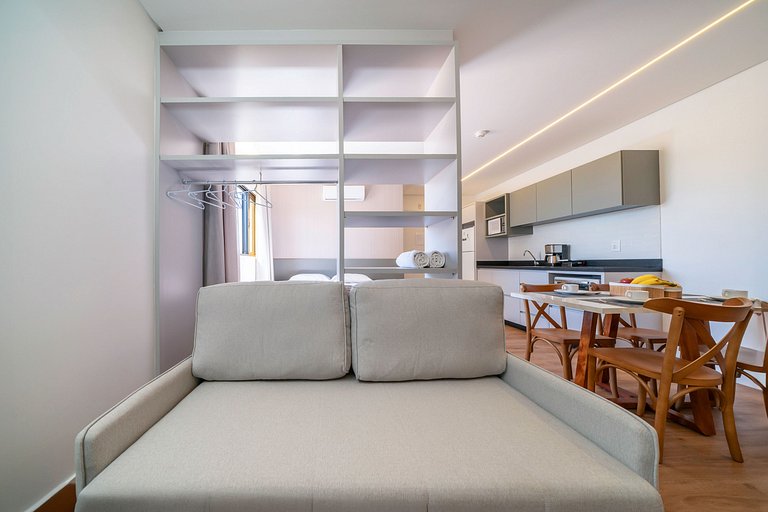 515 - Flat Moderno e Bem Localizado a Poucos Metros da Praia