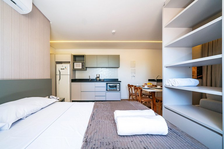 515 - Flat Moderno e Bem Localizado a 120 metros da praia de