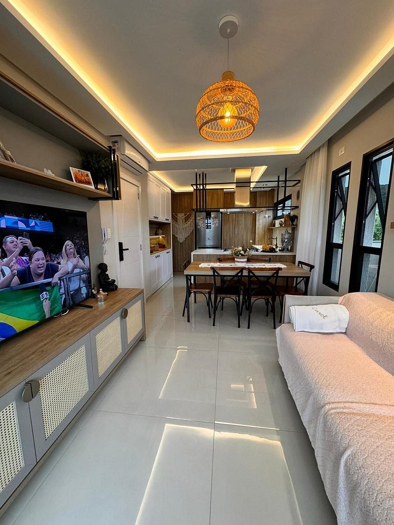 Apto Moderno com 2 Suítes e Cozinha Gourmet