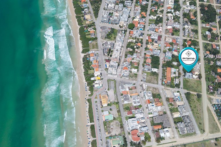 Apartamento Confortável com Duas Suítes na Praia do Mariscal