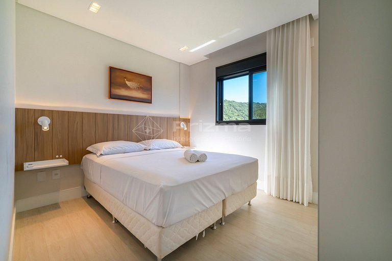 Apartamento Confortável com Duas Suítes na Praia do Mariscal