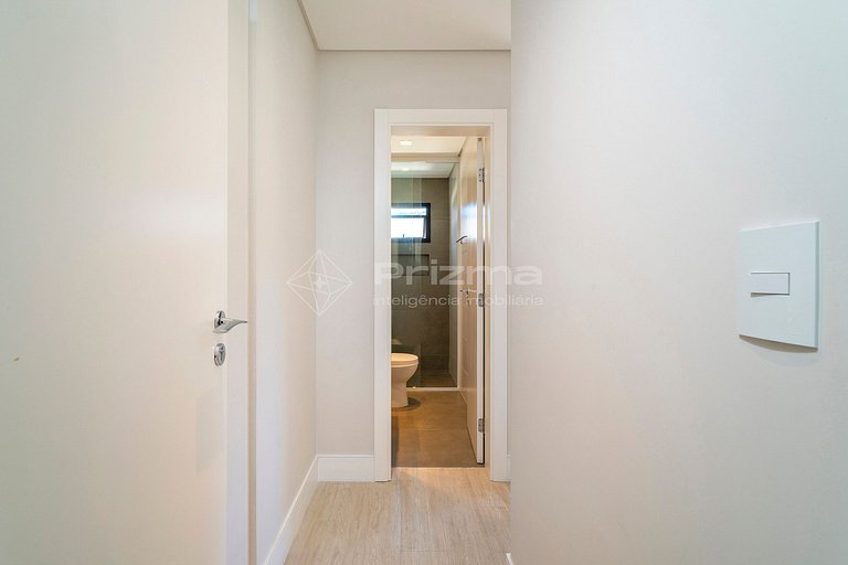 Apartamento Confortável com Duas Suítes na Praia do Mariscal