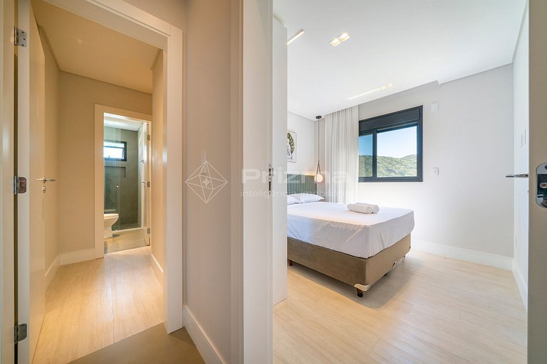 Apartamento Confortável com Duas Suítes na Praia do Mariscal