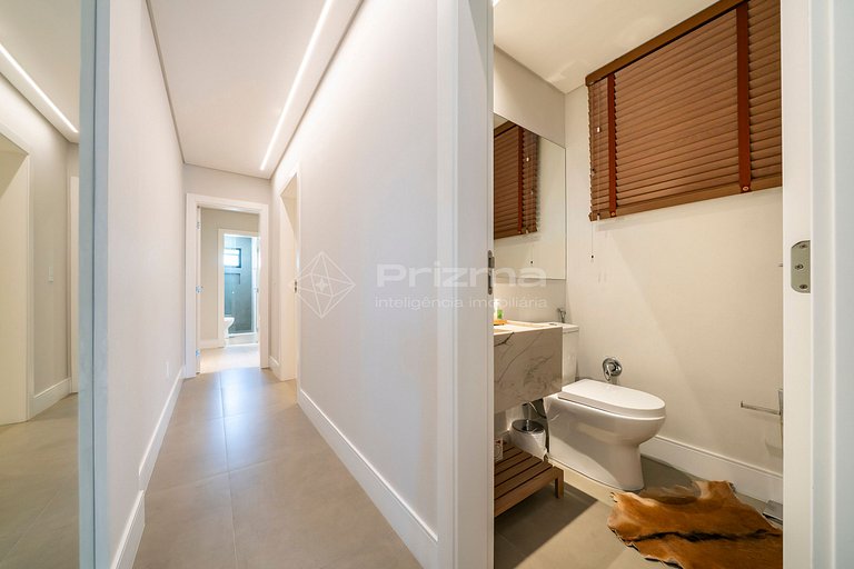 Apartamento Confortável com Duas Suítes na Praia do Mariscal