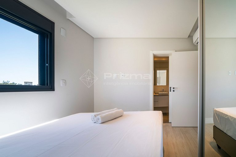 Apartamento Confortável com Duas Suítes na Praia do Mariscal