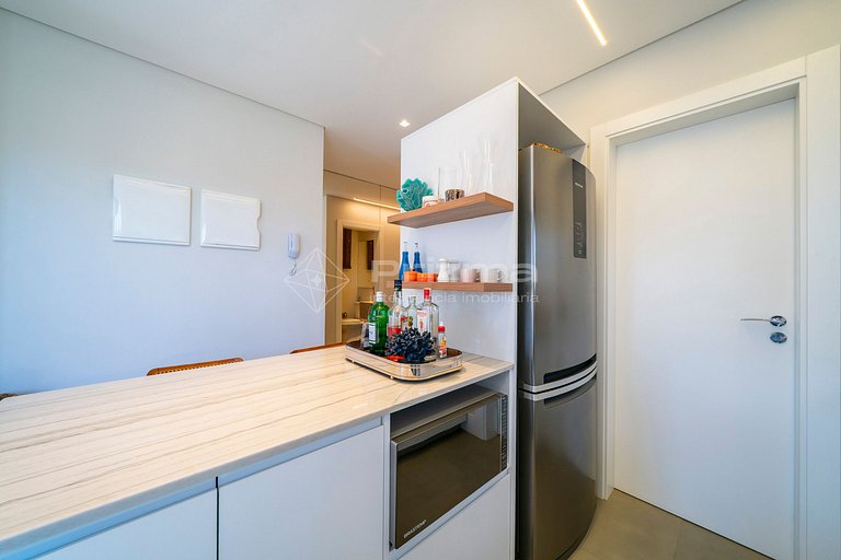 Apartamento Confortável com Duas Suítes na Praia do Mariscal