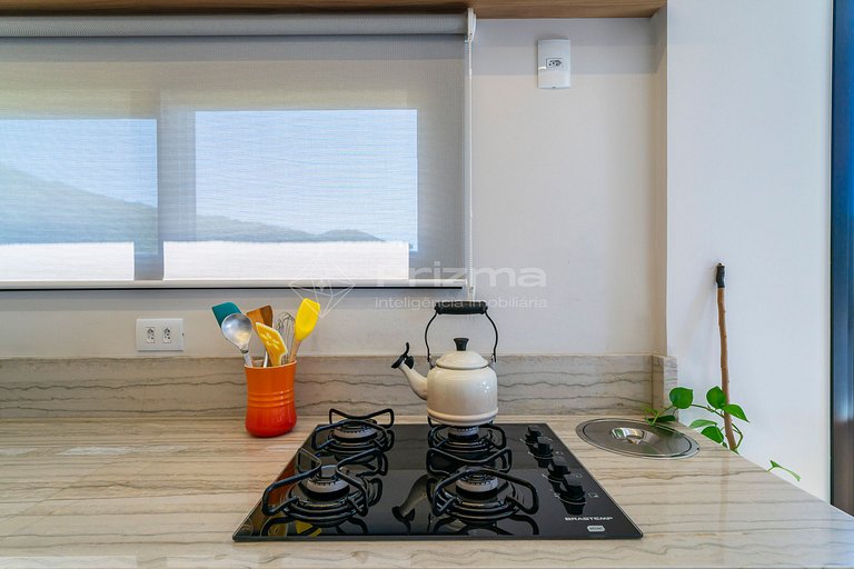 Apartamento Confortável com Duas Suítes na Praia do Mariscal