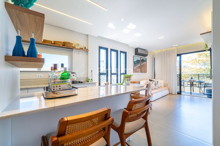 Apartamento Confortável com Duas Suítes na Praia do Mariscal