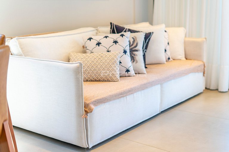 Apartamento Confortável com Duas Suítes na Praia do Mariscal