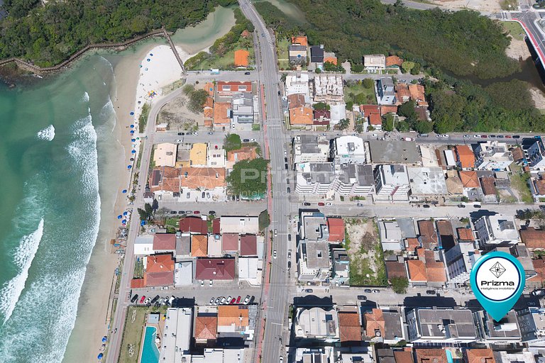 Ótimo apartamento na praia de Bombas