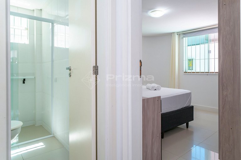 Ótimo apartamento na praia de Bombas