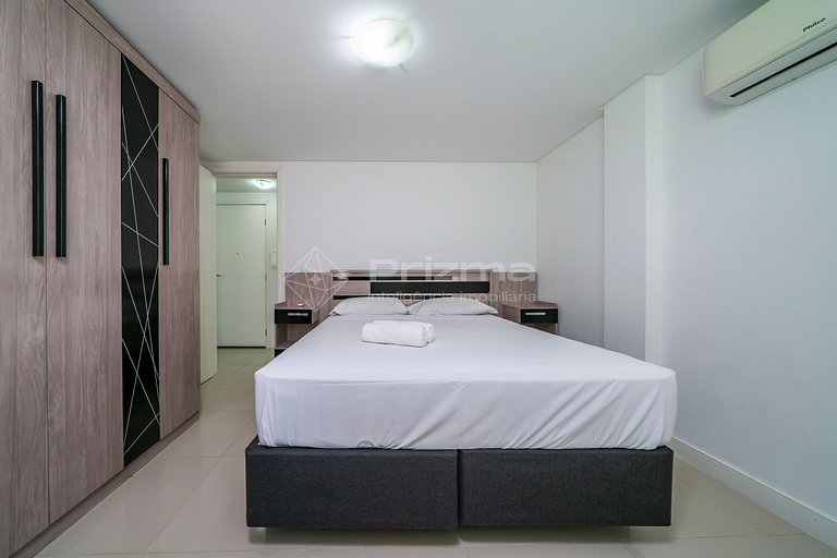 Ótimo apartamento na praia de Bombas