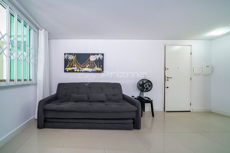 Ótimo apartamento na praia de Bombas