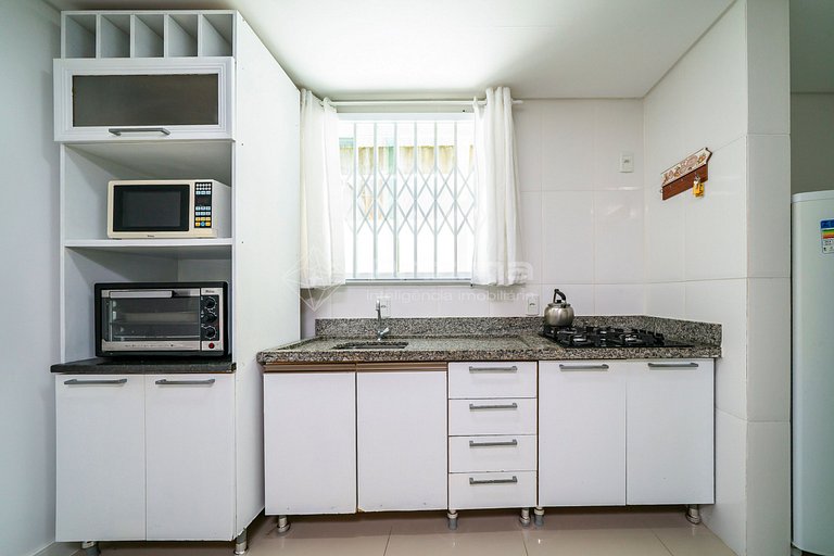 Ótimo apartamento na praia de Bombas