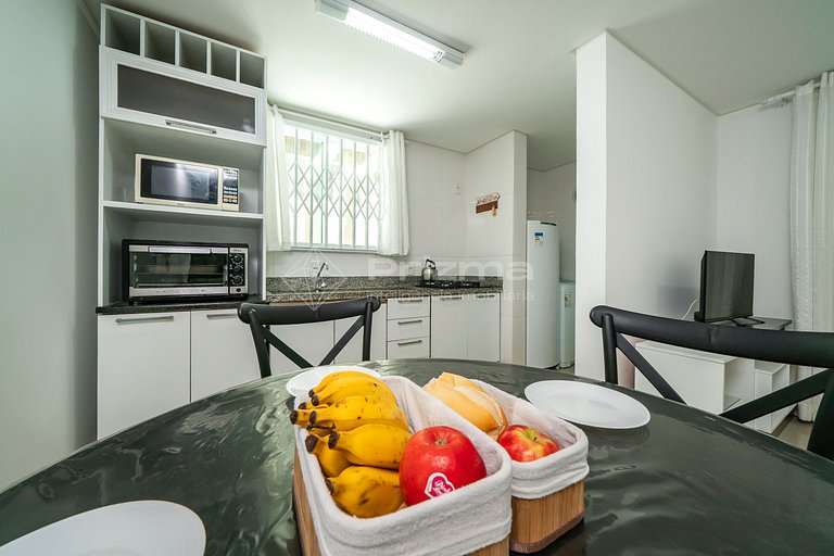 Ótimo apartamento na praia de Bombas