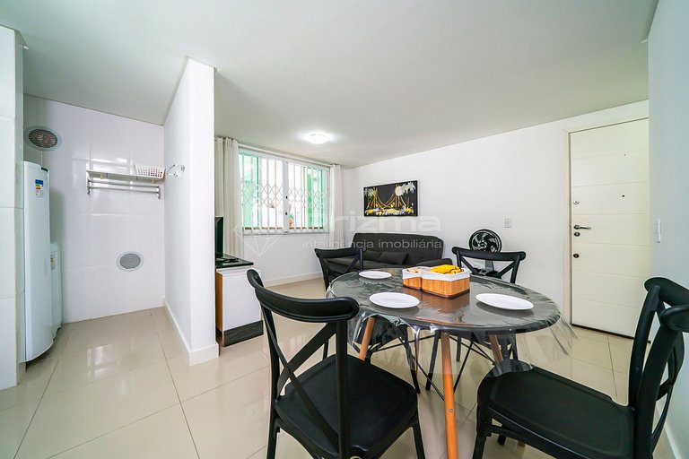 Ótimo apartamento na praia de Bombas