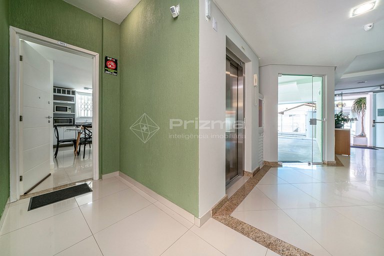 Ótimo apartamento na praia de Bombas