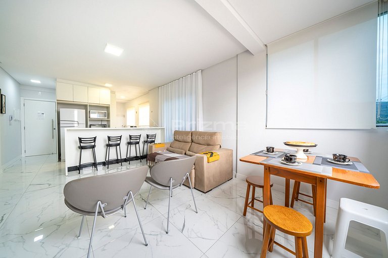 Excelente Apartamento na Praia de Mariscal