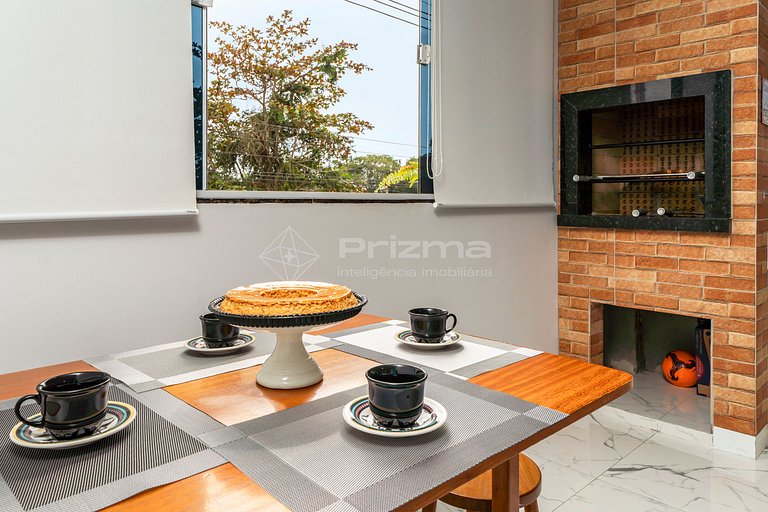 Excelente Apartamento na Praia de Mariscal