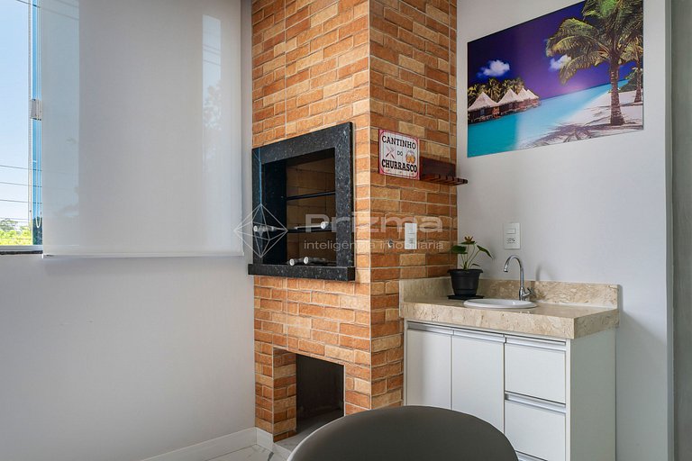 Excelente Apartamento na Praia de Mariscal