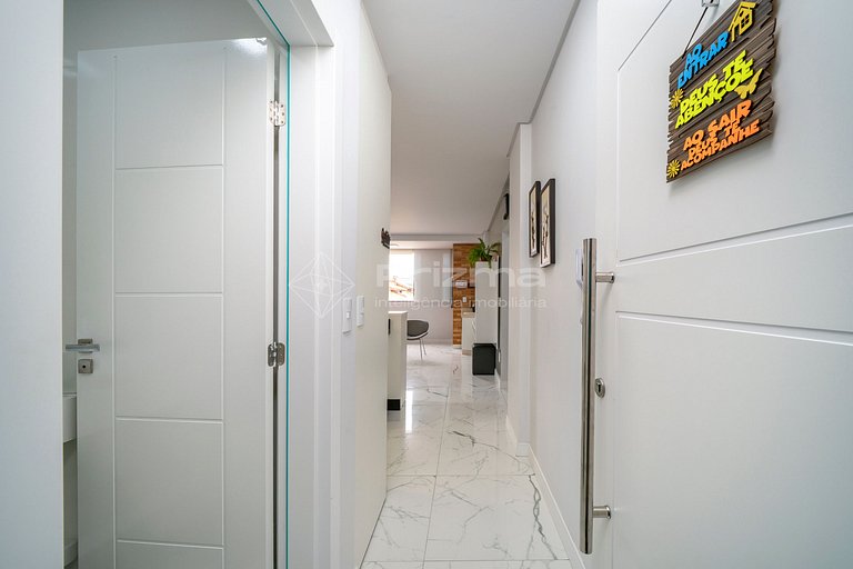 Excelente Apartamento na Praia de Mariscal