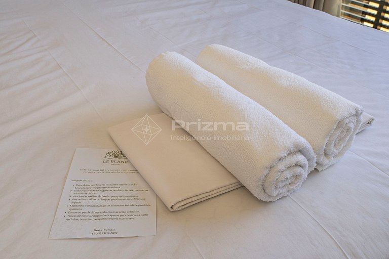 416 - Ótima Suíte em Localização Incrível - Praia de Bombinh