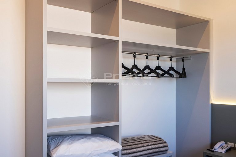 516 - Suíte com café da manhã e vista pro mar