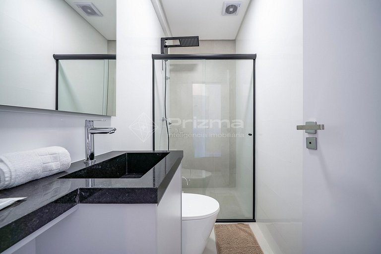 316- Ótima Suíte em Localização Incrível no centro de bombin