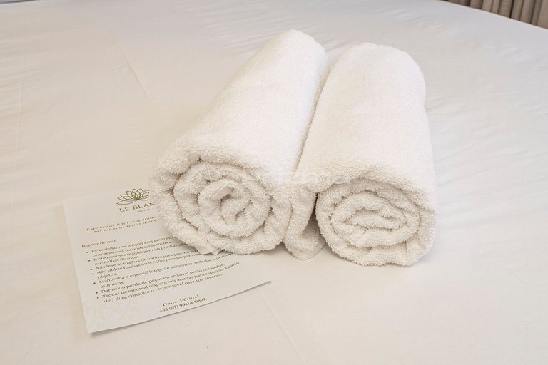 316- Ótima Suíte em Localização Incrível no centro de bombin