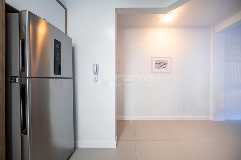 Recém reformado - com vista pro mar de Bombas