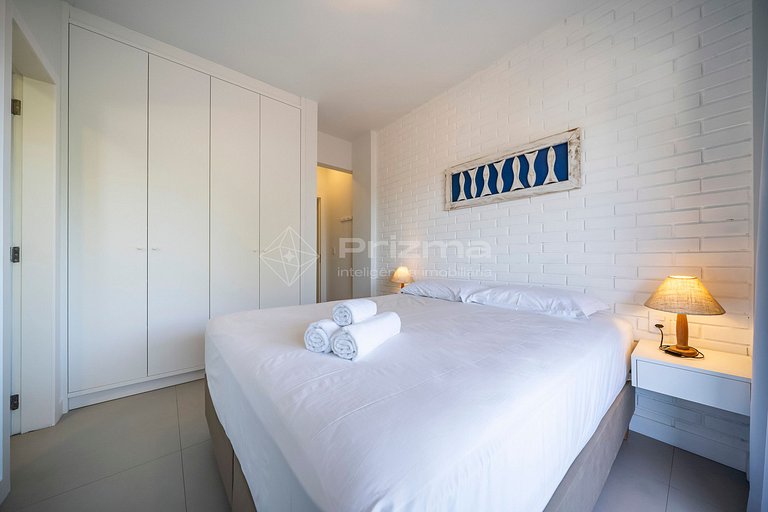 Recém reformado - com vista pro mar de Bombas