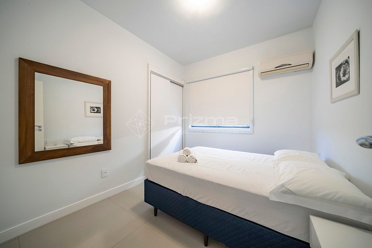 Recém reformado - com vista pro mar de Bombas