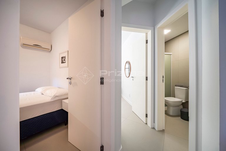 Recém reformado - com vista pro mar de Bombas